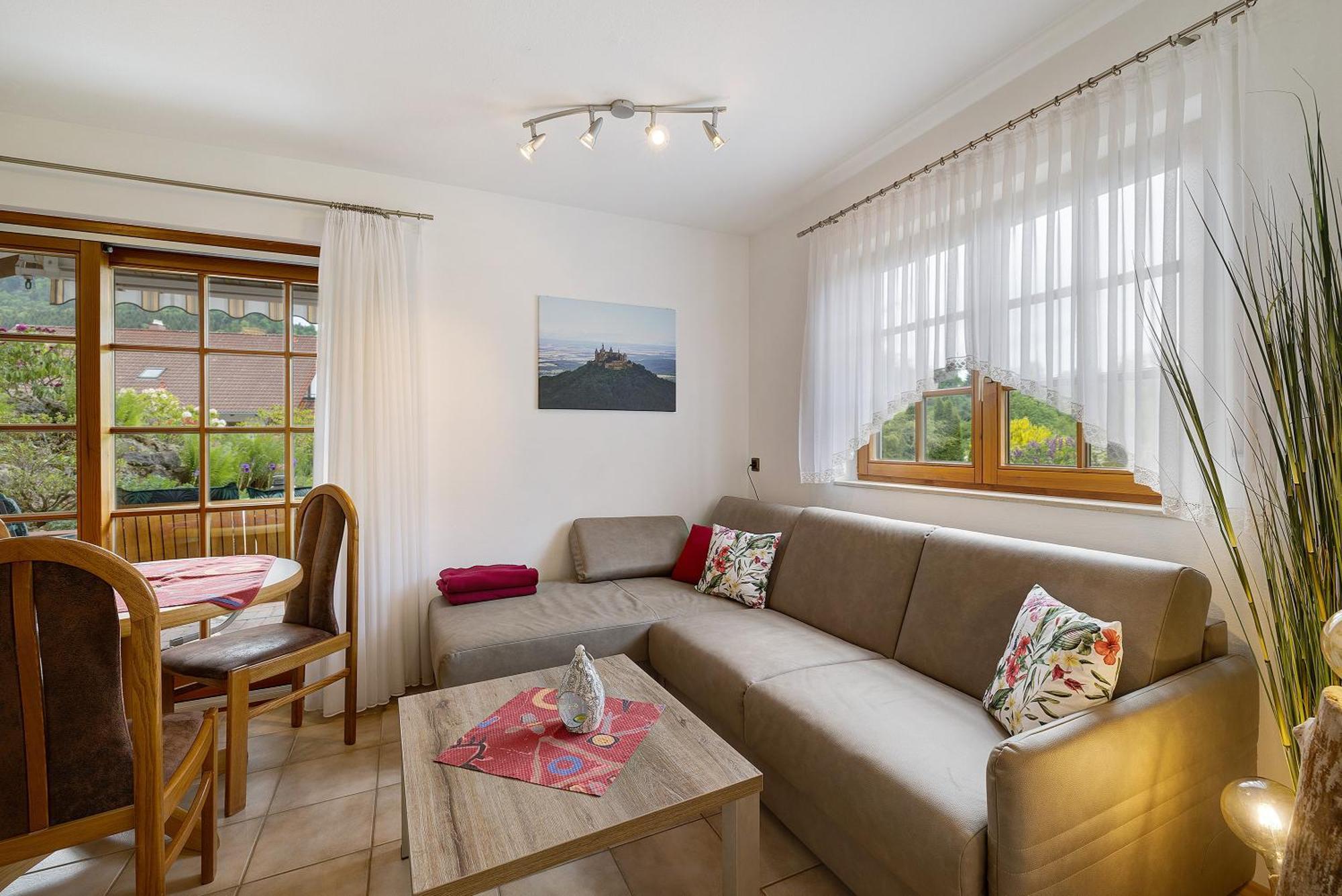 Ferienwohnung Am Steinbach アルプシュタット エクステリア 写真